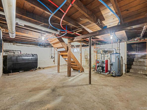 1911 Carroll Avenue, Merrick NY 11566