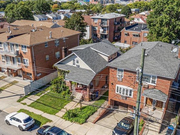 13219 58th Avenue, Flushing NY 11355