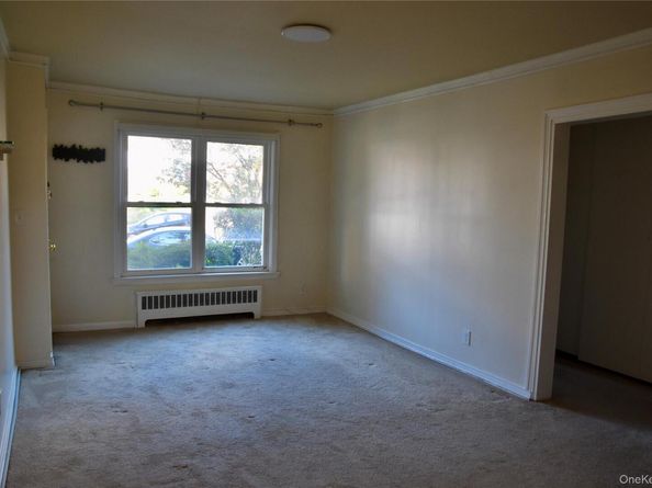 198-44 Pompeii Avenue 1A, Hollis NY 11423