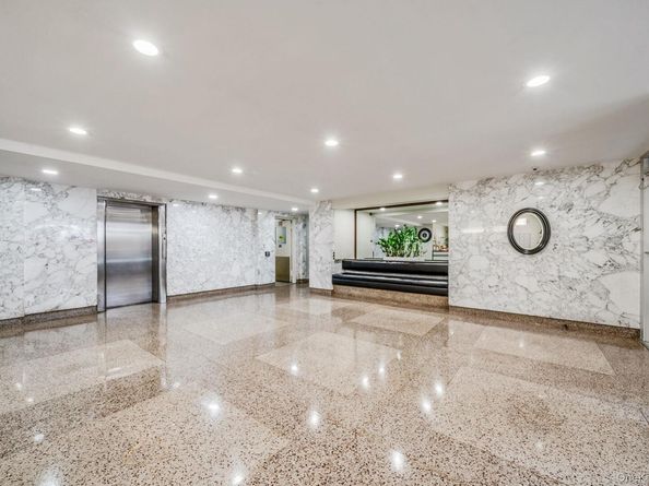 23-20 Bell Boulevard 6J, Bayside NY 11360