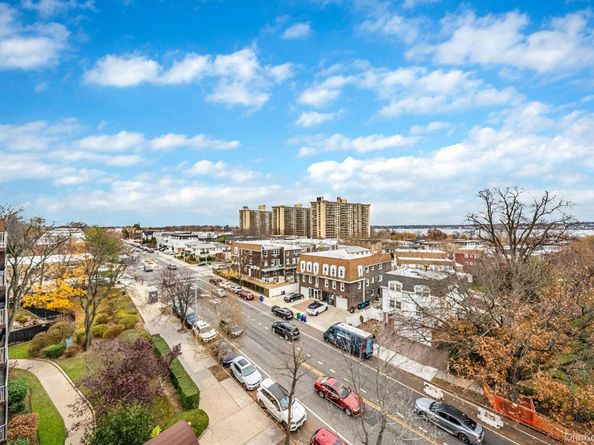 23-20 Bell Boulevard 6J, Bayside NY 11360