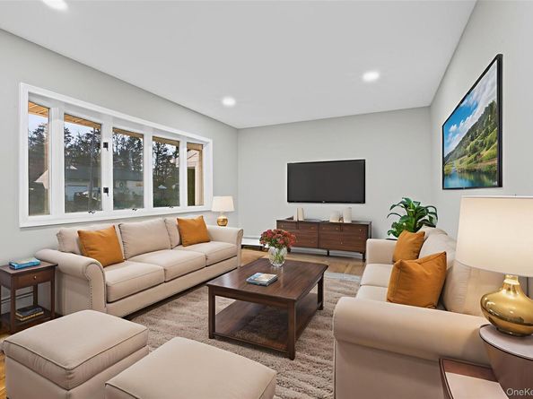 201 Hilltop Drive, Brentwood NY 11717