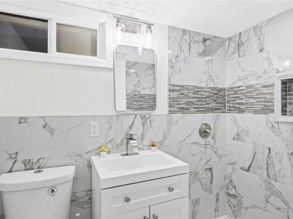 201 Hilltop Drive, Brentwood NY 11717