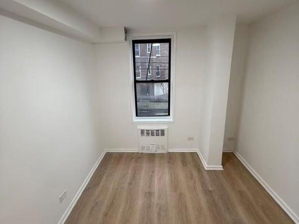 42-26 81st Street 2J, Elmhurst NY 11373