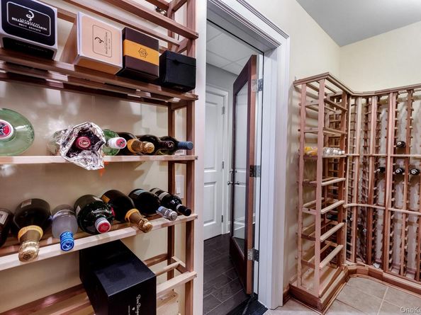 77 Jericho Road, East Hampton NY 11937