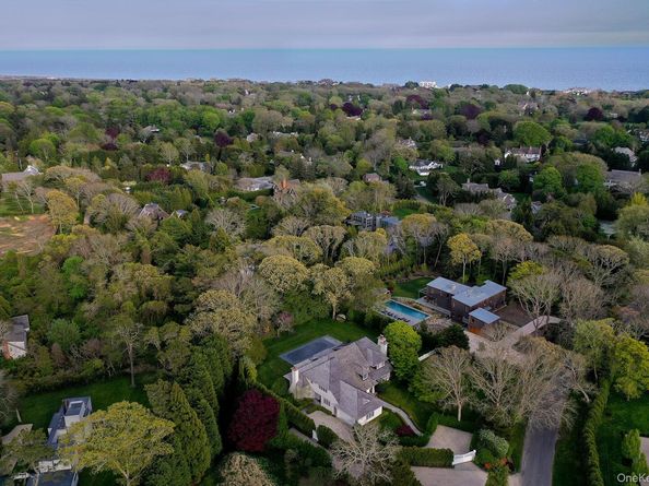 77 Jericho Road, East Hampton NY 11937