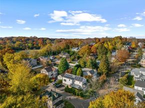 9 Hillside Avenue, Glen Head NY 11545