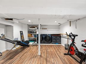 9 Hillside Avenue, Glen Head NY 11545