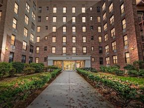 80-35 Springfield Blvd 4F, Oakland Gardens NY 11364