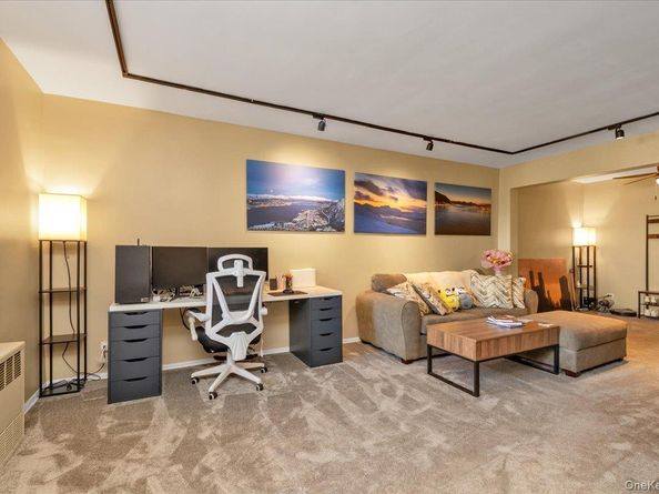 80-35 Springfield Blvd 4F, Oakland Gardens NY 11364