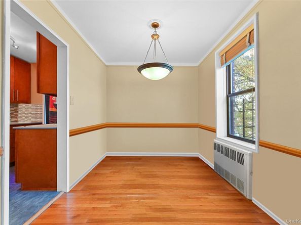 80-35 Springfield Blvd 4F, Oakland Gardens NY 11364