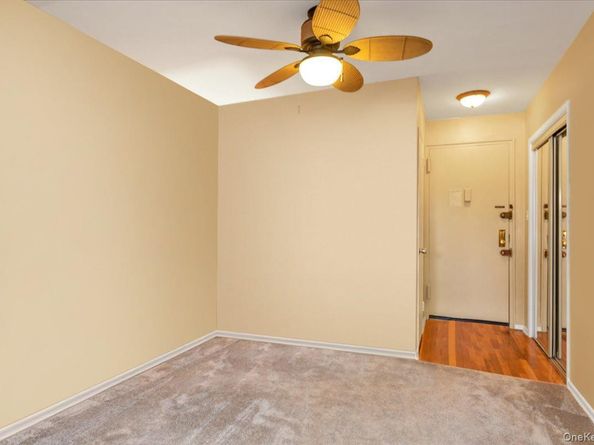 80-35 Springfield Blvd 4F, Oakland Gardens NY 11364