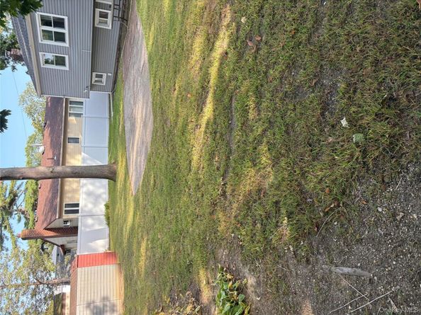 486 Champlain Avenue, West Hempstead NY 11552