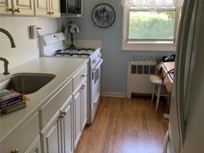 48 Dehaven 2E, Yonkers NY 10703