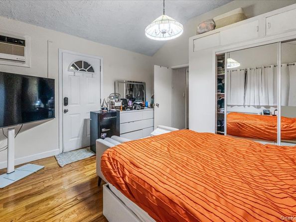 150-02 78th Road, Flushing NY 11367