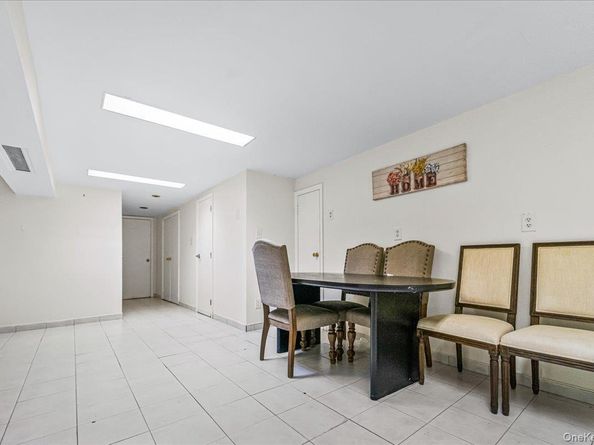 150-02 78th Road, Flushing NY 11367