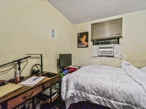 150-02 78th Road, Flushing NY 11367