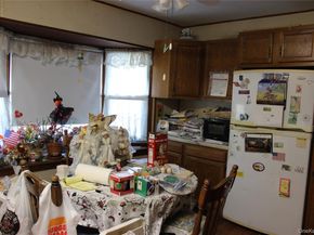 248 Twin Lane E, Wantagh NY 11793