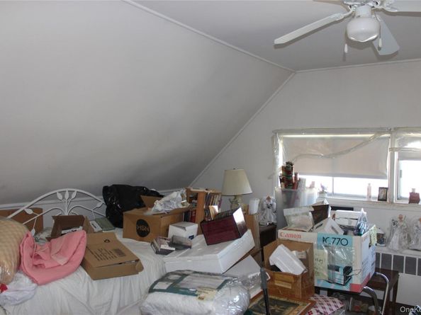 248 Twin Lane E, Wantagh NY 11793