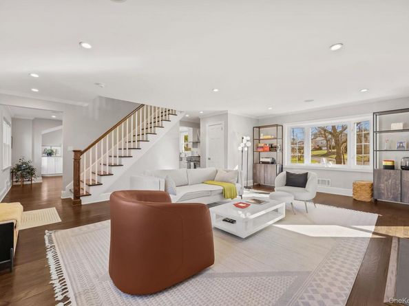 112 Clarence Road, Scarsdale NY 10583