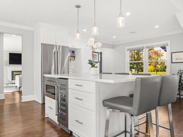 112 Clarence Road, Scarsdale NY 10583