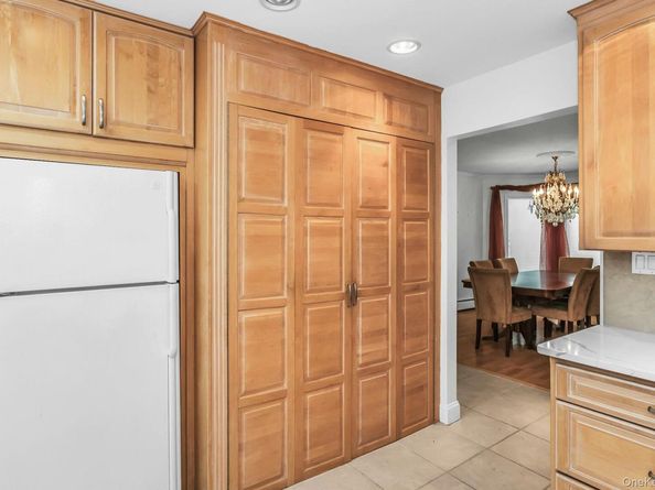 45 Verleye Avenue, East Northport NY 11731