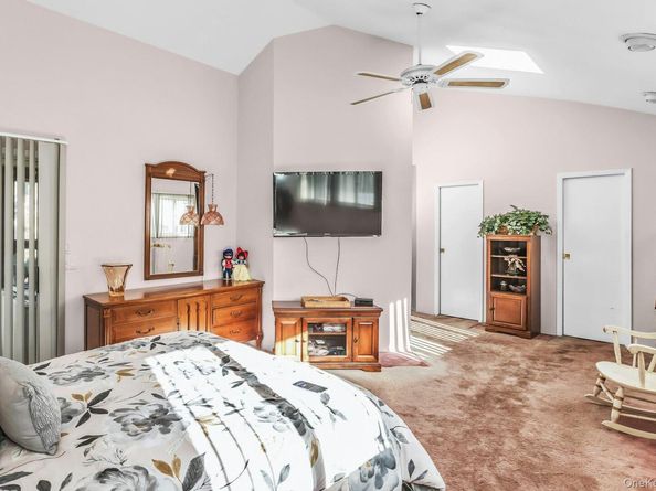 45 Verleye Avenue, East Northport NY 11731