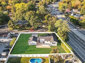 20 Pell Avenue, North Babylon NY 11703