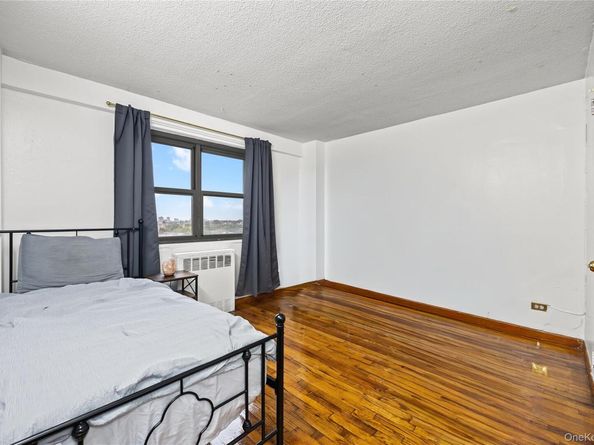 3410 de reimer Avenue 12D, Bronx NY 10475