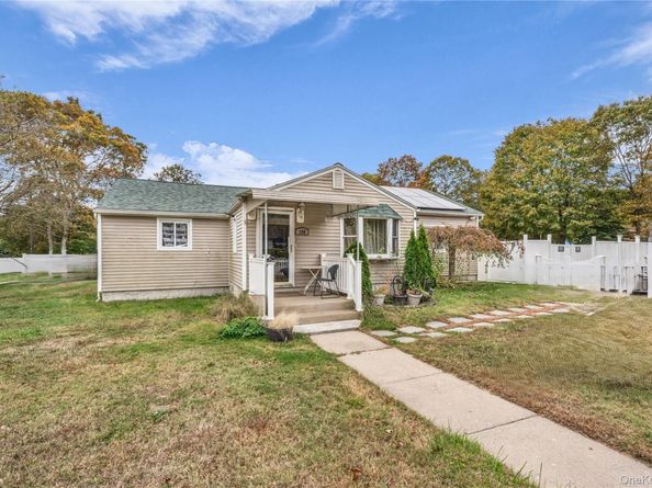 120 Somerset Avenue, Mastic NY 11950