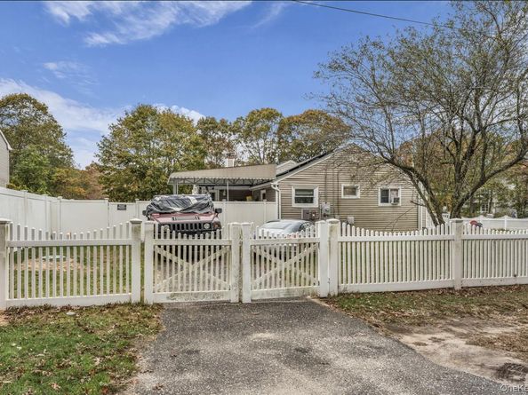 120 Somerset Avenue, Mastic NY 11950