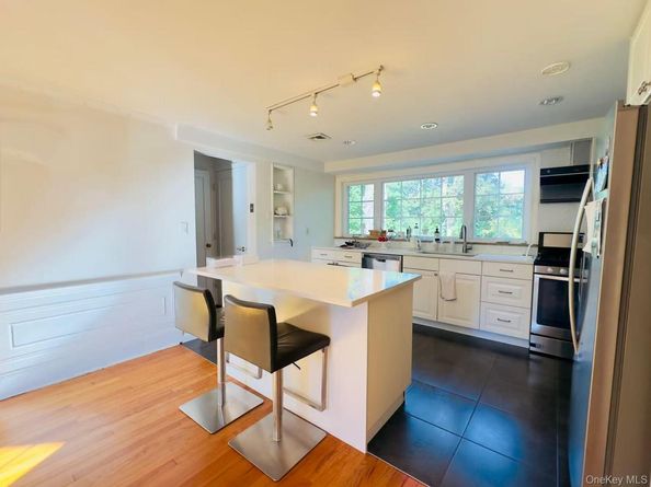 167 Old Mill Road, Manhasset NY 11030
