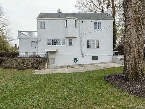 167 Old Mill Road, Manhasset NY 11030