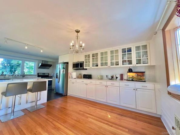 167 Old Mill Road, Manhasset NY 11030