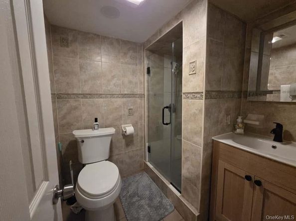 11418 238th Street, Elmont NY 11003