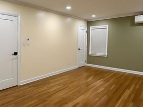 11418 238th Street, Elmont NY 11003