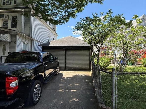 8520 85th Road, Woodhaven NY 11421