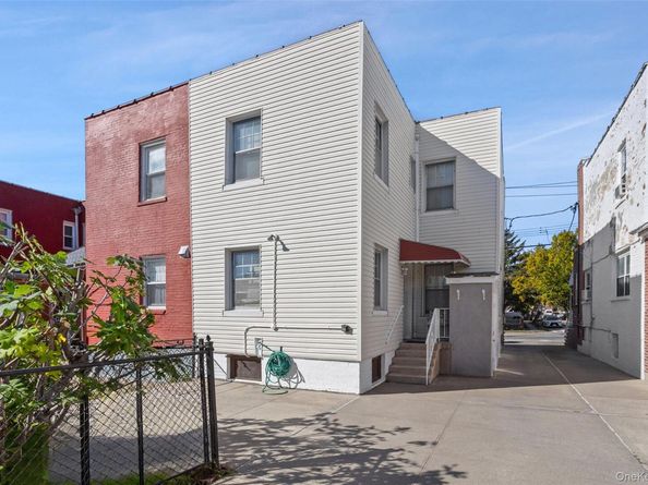2316 Laconia Avenue, Bronx NY 10469