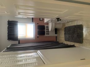 18 Hitchcock Lane, Farmingdale NY 11735