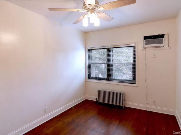 6356 78th Street, Middle Village NY 11379