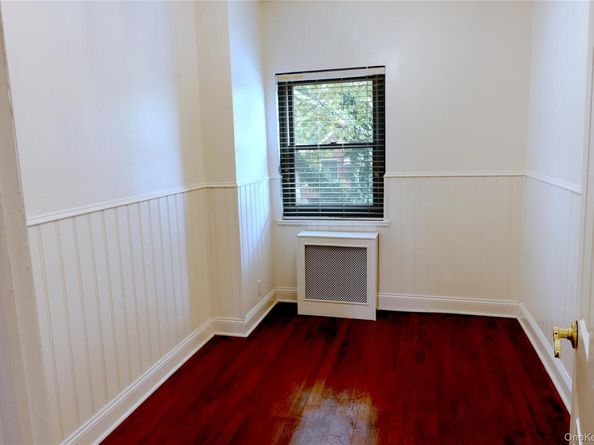 6356 78th Street, Middle Village NY 11379