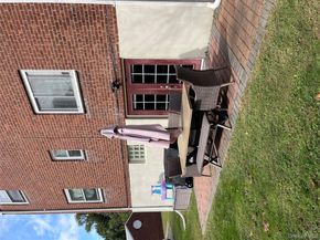 264-11 73rd Avenue 128A4, Glen Oaks NY 11004