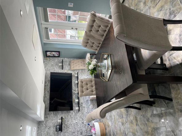 264-11 73rd Avenue 128A4, Glen Oaks NY 11004