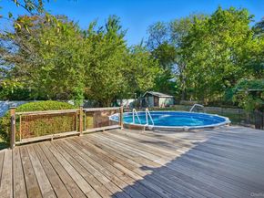1537 N Thompson Drive, Bay Shore NY 11706