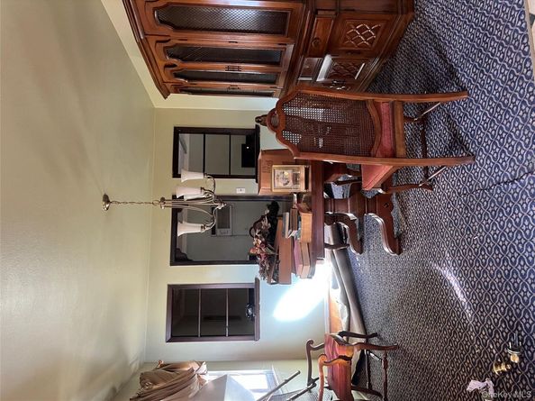 233 W 12th Street, Babylon NY 11729