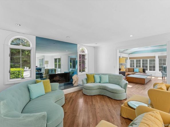 129 Oneck Lane, Westhampton Beach NY 11978