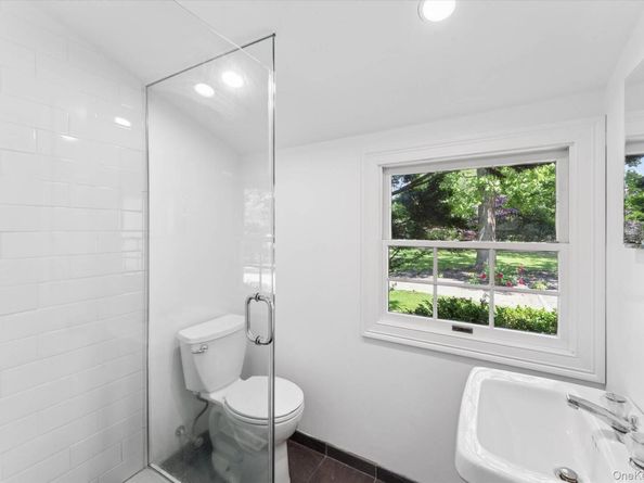 129 Oneck Lane, Westhampton Beach NY 11978