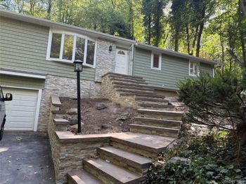 142 Crooked Hill Road