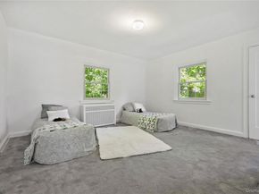 19 Huntwood Place, Mount Vernon NY 10552