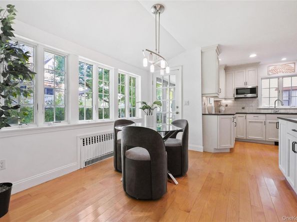 19 Huntwood Place, Mount Vernon NY 10552